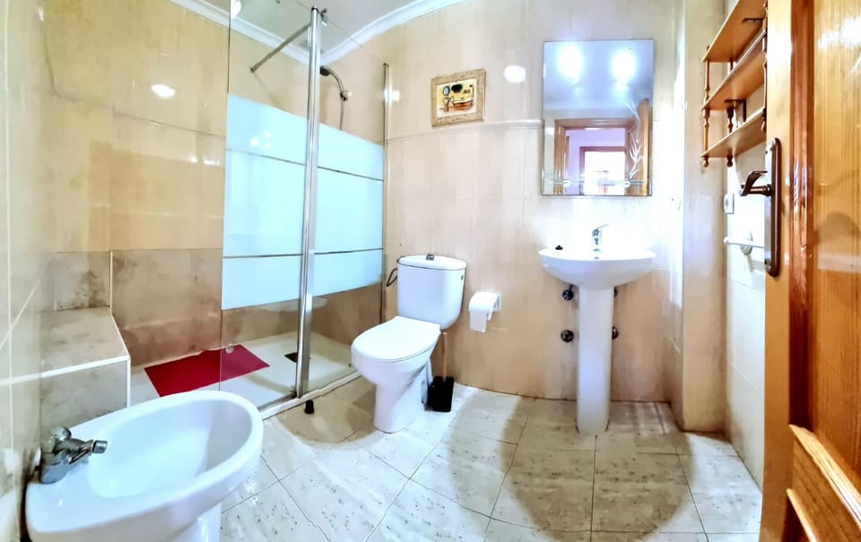 Shower, Bathroom, bidet
