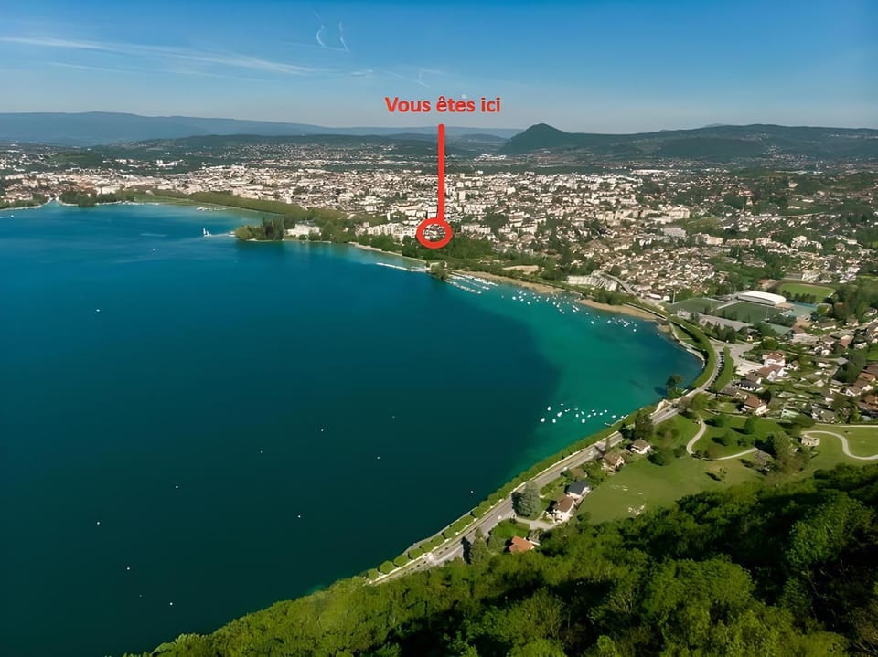 Nearby landmark, Natural landscape, Bird's eye view