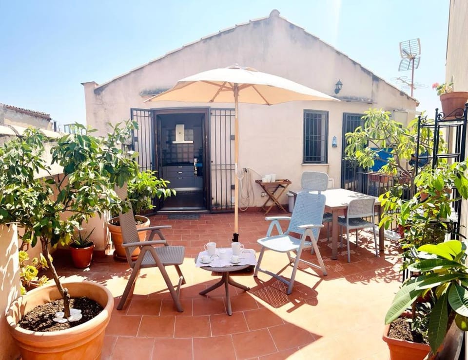 Balcony/Terrace, Balcony/Terrace
