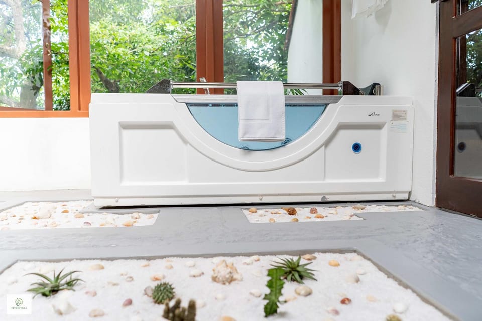 Bathroom, Bath