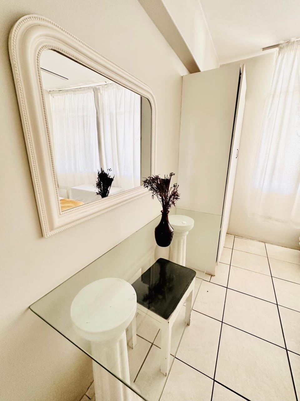 Nomacurvy beach front accommodation Apartment in Durban