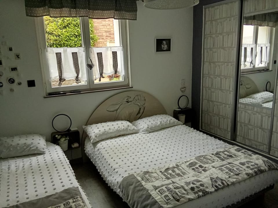 Au petit bonheur chez l'habitant Vacation rental in Hauts-de-France