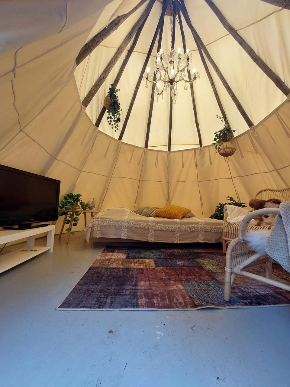 Hemma fran Hemma - Glamping Campground/ 
RV Resort in Kalmar County, Sweden