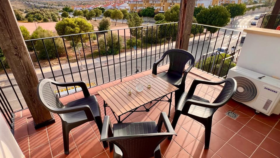 View (from property/room), Balcony/Terrace