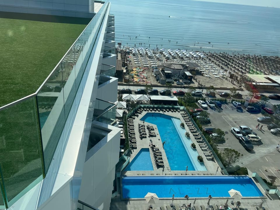 Beach, Swimming pool