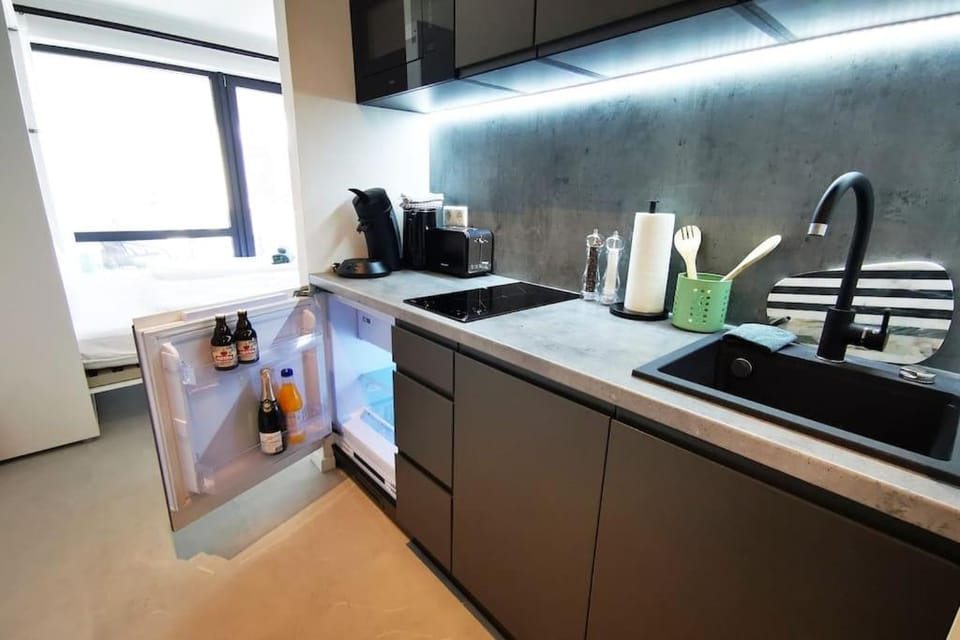 HH 06 by ROCKCHAIR - SUPERHOST Status - Modernes Apartment mit sonnigem Balkon & premium Boxspringbetten in Winterhude - Hamburg Top Geheimtipp Apartment in Hamburg