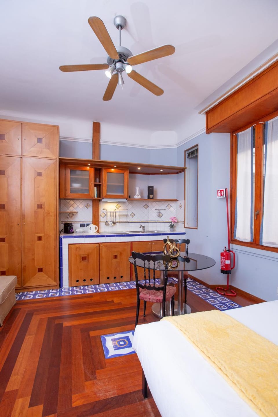 Kitchen or kitchenette, kitchen, kitchen