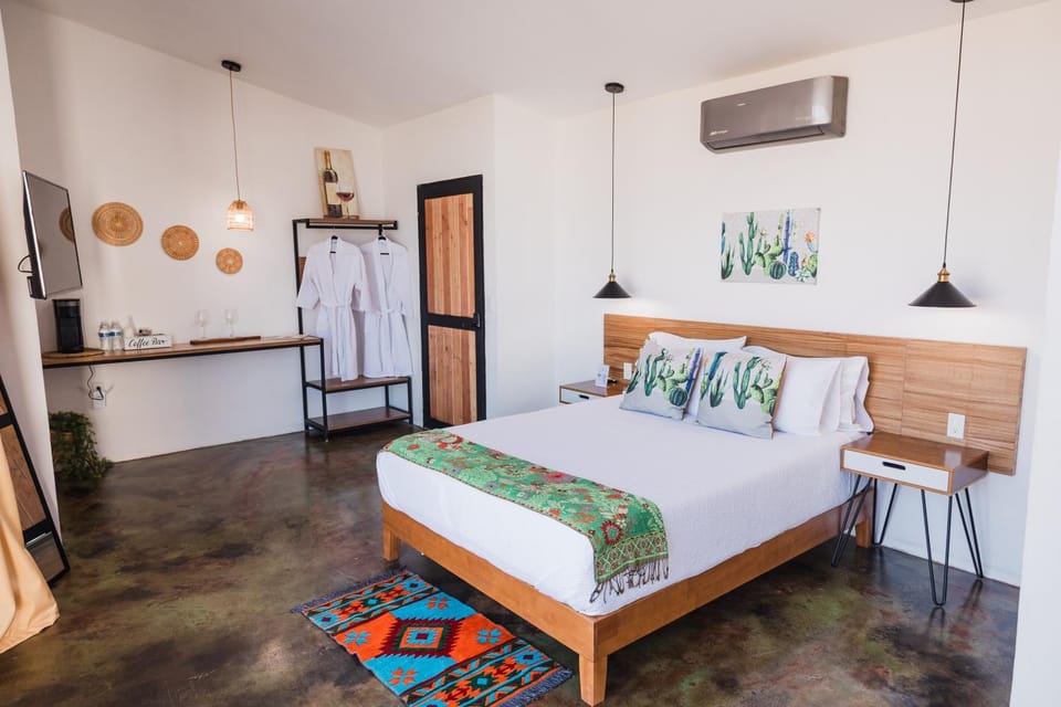 Starlight bungalow queen 4 Bed and Breakfast in State of Baja California