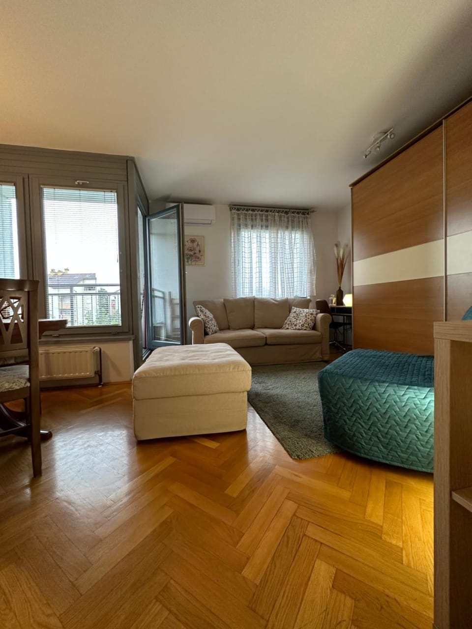 Bed, Living room, Seating area, Bedroom