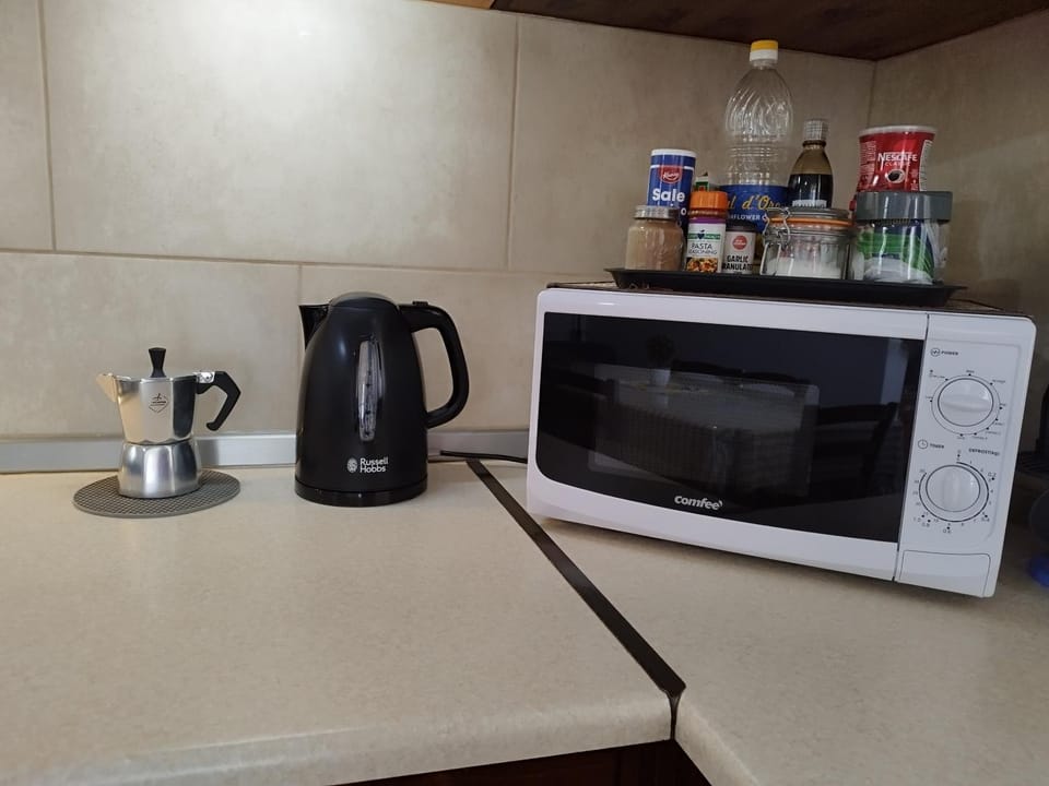 Coffee/tea facilities, Kitchen or kitchenette