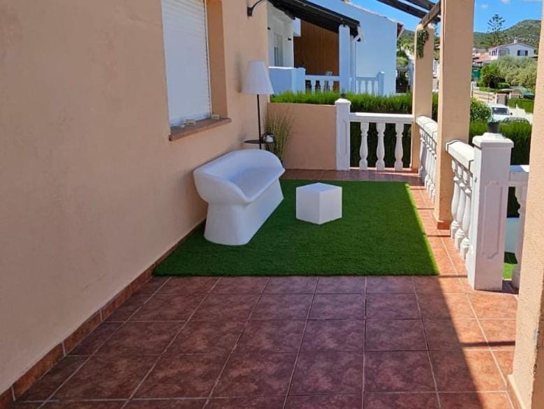 Chalet Edy con piscina House in Peniscola