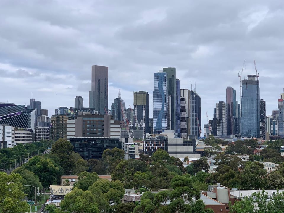 Royal Lodge - A Luxury Lifestyle Apartment in Melbourne
