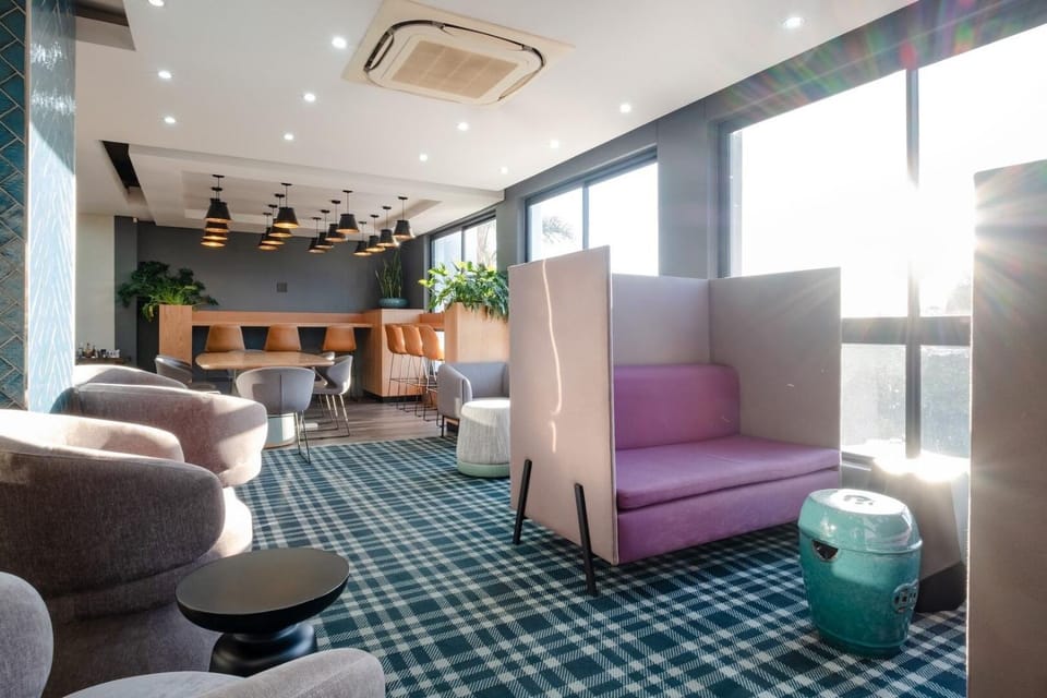 Lounge or bar