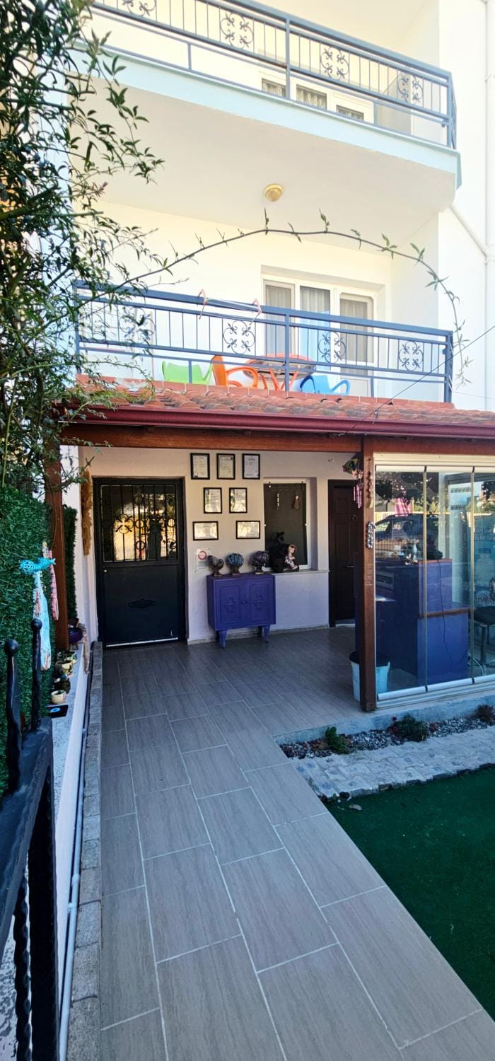 NEŞELİ APART BAHÇE CAFE Apartment hotel in İzmir Province