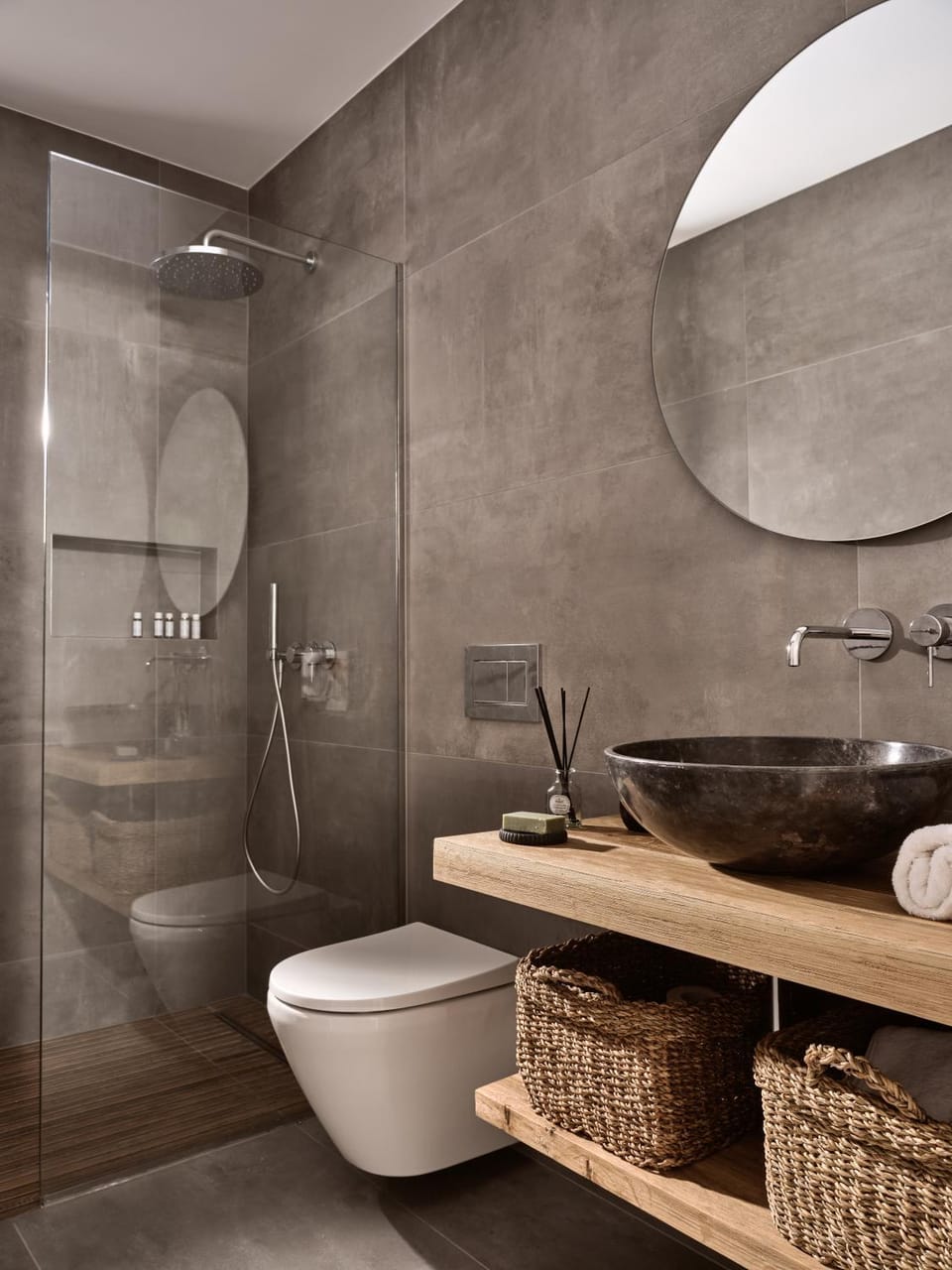 Shower, Toilet, Bathroom