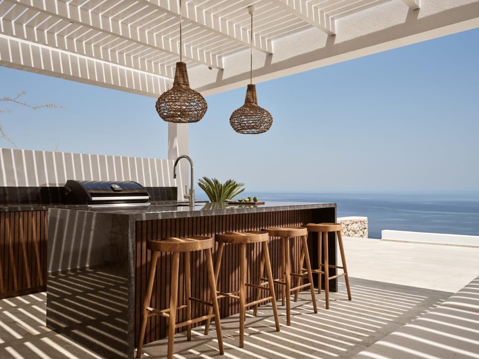 BBQ facilities, BBQ facilities, Lounge or bar, Dining area