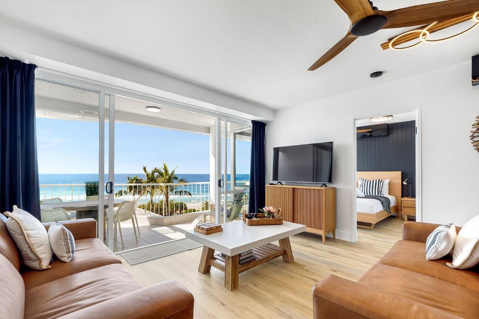 Living room, Sea view