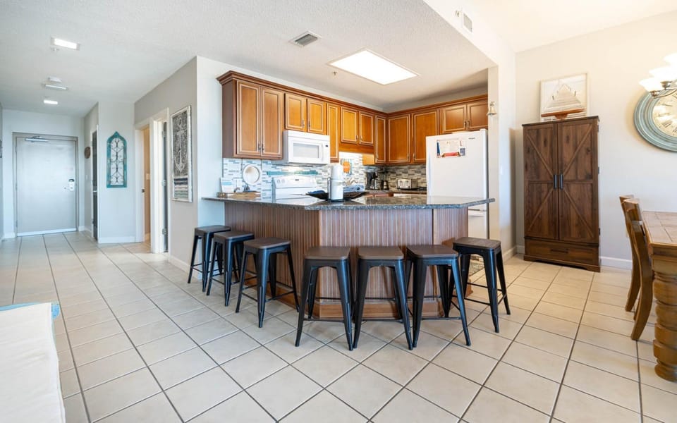 Phoenix X 106 Apartment in Ono Island