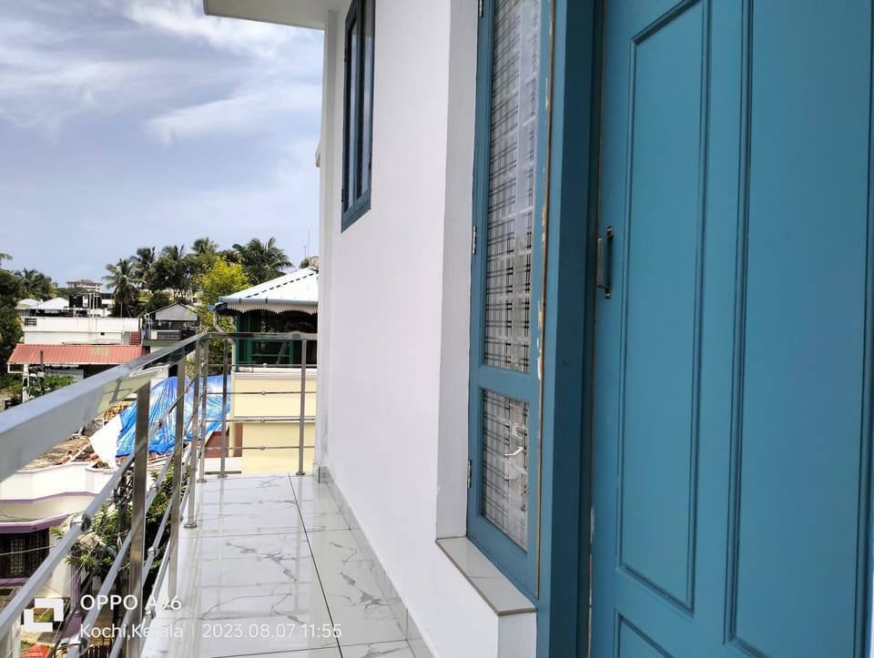 View (from property/room), Balcony/Terrace