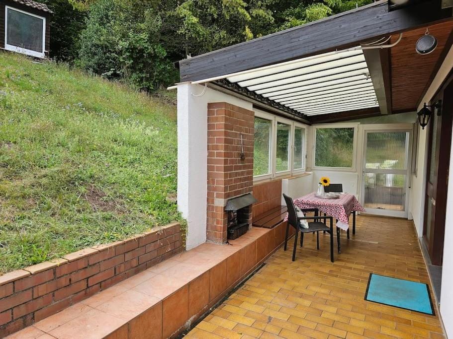 Property building, Spring, Day, BBQ facilities, Garden, View (from property/room), Balcony/Terrace, Dining area, Garden view