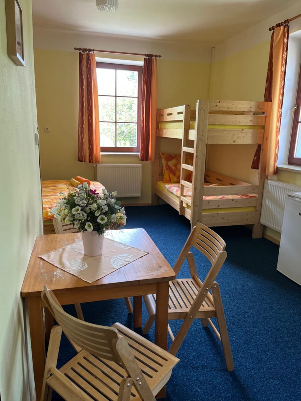 Bed, Seating area, Bedroom, bunk bed