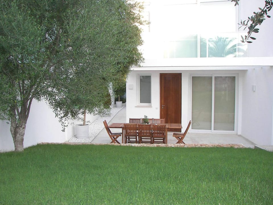 Garden, Balcony/Terrace