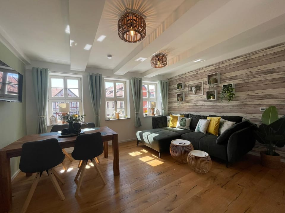 HOMELIKESTAY: Ferienwohnungen - Wernigerode - WLAN - Bestlage - liebevolle Einrichtung Apartment in Wernigerode