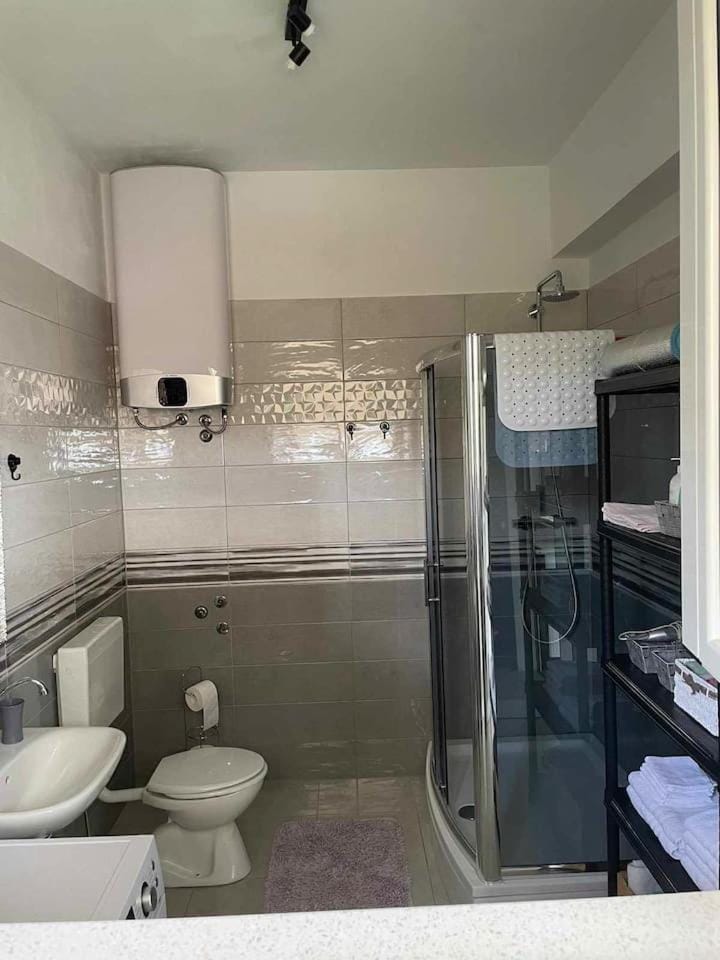Shower, Toilet, Bathroom