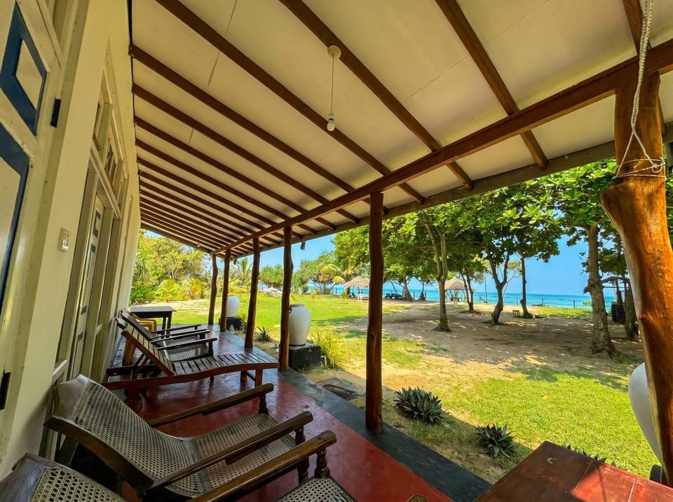 Nearby landmark, Spring, Off site, Day, Winter, Summer, Balcony/Terrace, Balcony/Terrace, Beach, Evening entertainment, Autumn, On site, Sea view, Sea view, Area and facilities, Area and facilities, Entertainment, Time of day, Location, Sunrise, Sunset