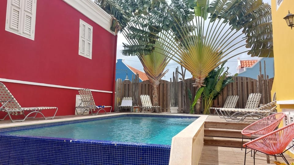 Patio, Day, Pool view, Swimming pool, sunbed