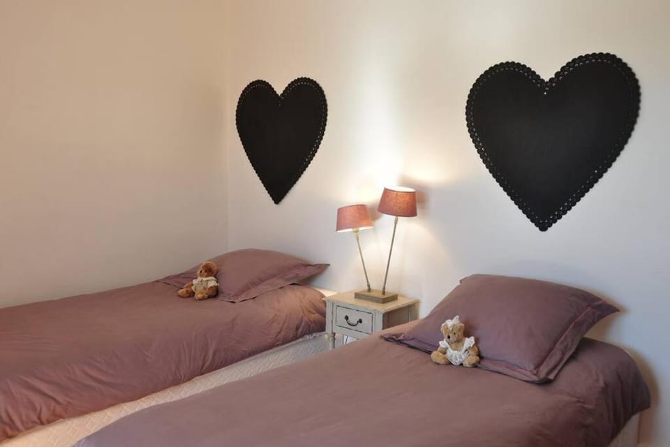 Villa Abeille : douces vacances d'été avec vue mer Villa in Cavalaire-sur-Mer