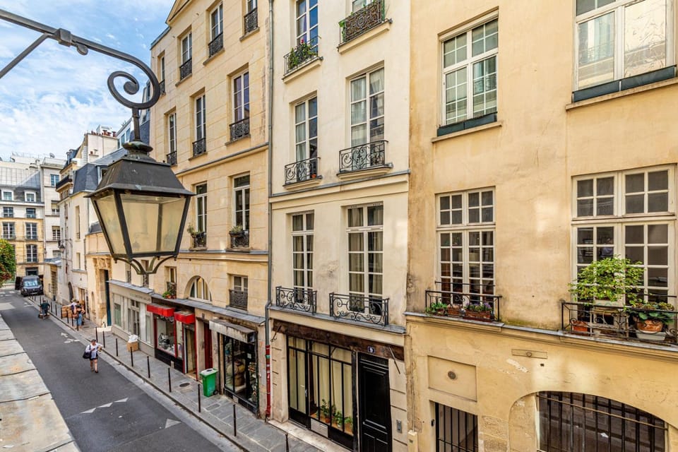 GuestReady - Bel Appartement Le Marais Apartment in Paris