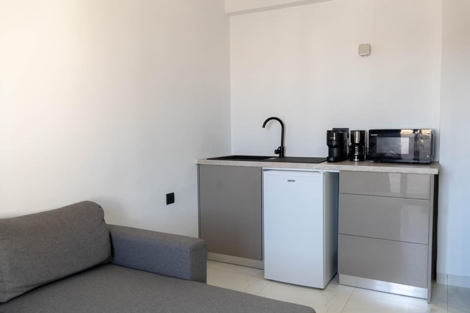 Coffee/tea facilities, minibar