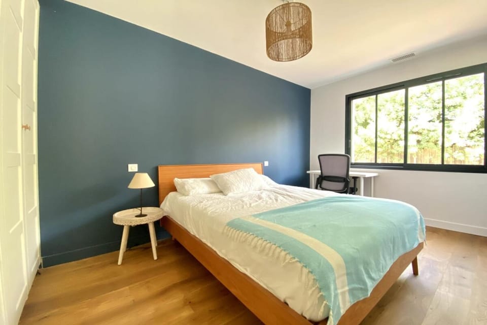 Villa neuve climatisée avec piscine chauffée House in Gujan-Mestras
