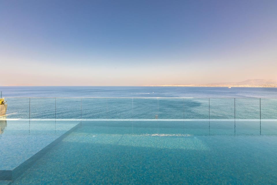 Pool view, Sea view, Swimming pool, Swimming pool