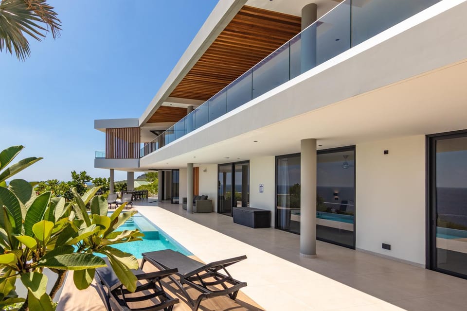 Patio, Balcony/Terrace, Pool view, Swimming pool, sunbed