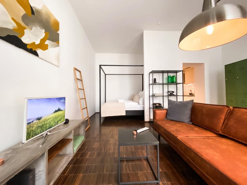 TV and multimedia, Photo of the whole room, Seating area, Evening entertainment
