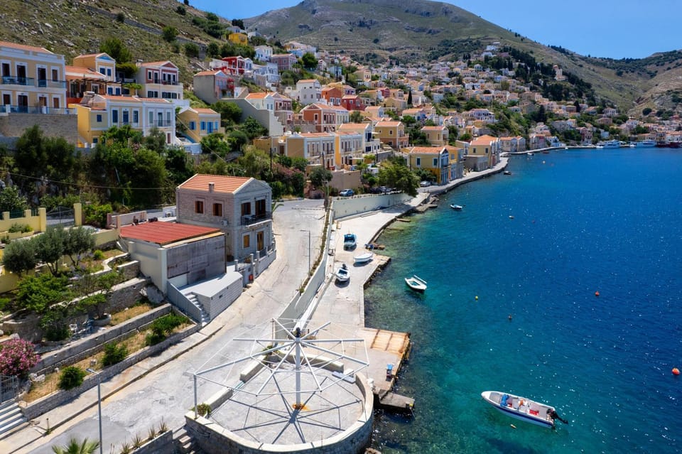 Property building, Bird's eye view, Beach, Sea view, Street view, Parking