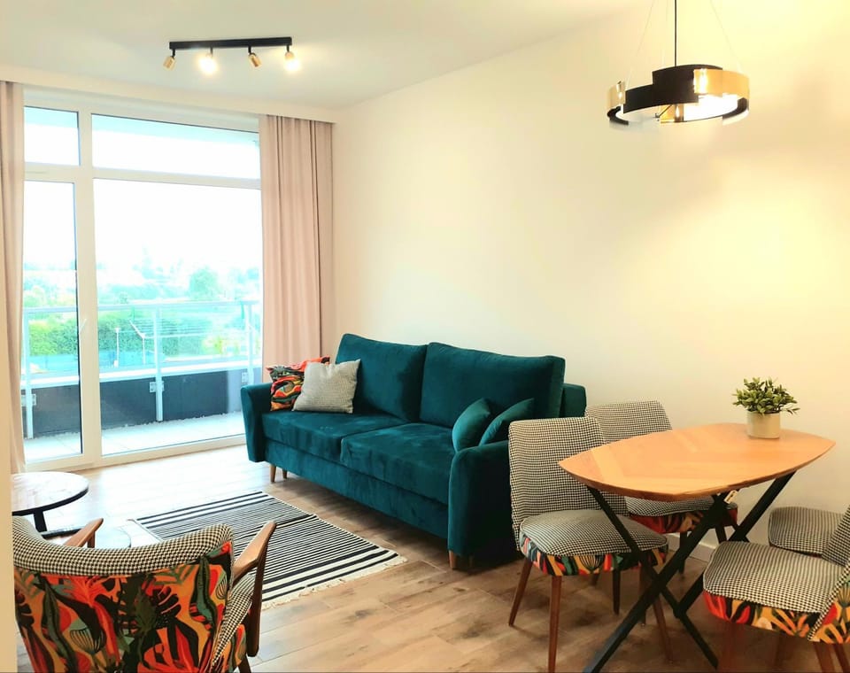 Apartament Tropikalny prywatny taras na dachu z widokiem na morze Apartment in West Pomeranian Voivodeship, Poland