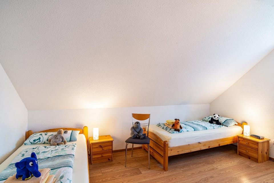 Property building, Living room, Bedroom