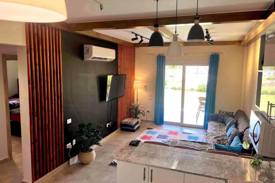 TV and multimedia, Dining area