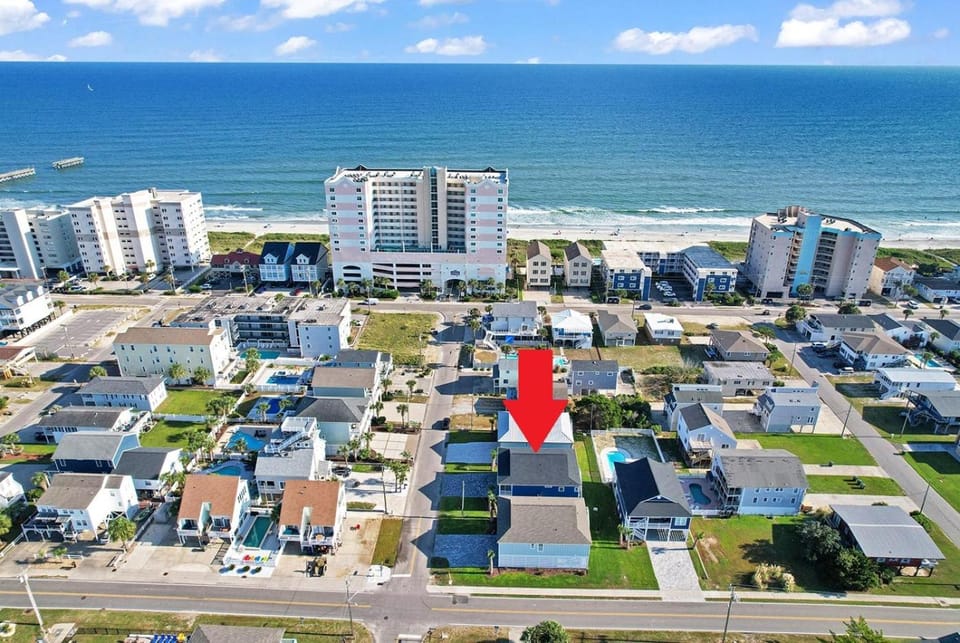 HeatedPoolOasis, 2MinWalk2Beach, BeachGear, Golf House in North Myrtle Beach