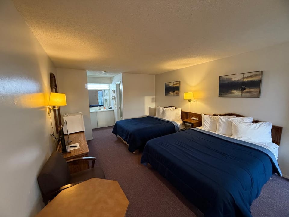 Bed, Photo of the whole room