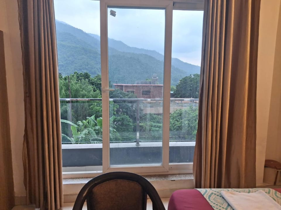 Hotel yog tapovan MOUNTAIN VIEW ROOM Hotel in Rishikesh