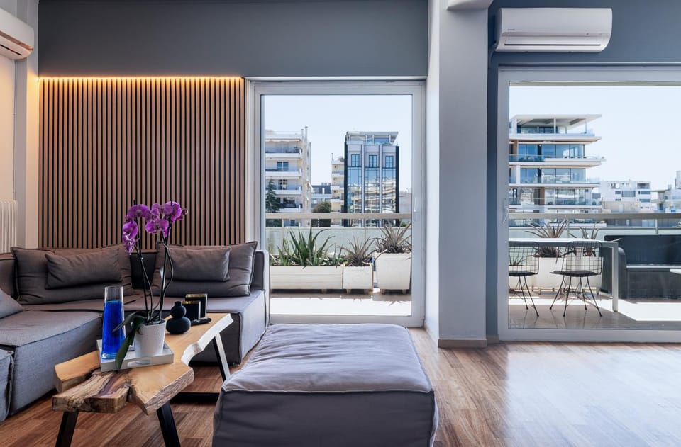 Riviera Eclipse Apartment in South Athens