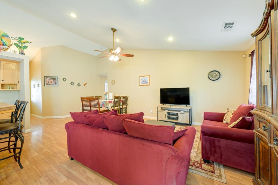 Porterville Getaway w/ Patio + Valley Views! House in Porterville