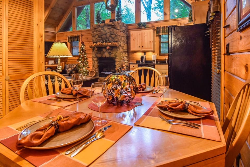 Beary Cozy Cabin Cabin in Gatlinburg