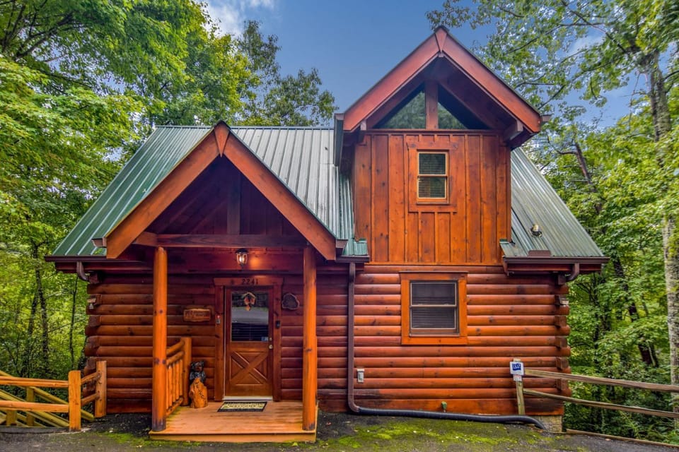 Beary Cozy Cabin Cabin in Gatlinburg