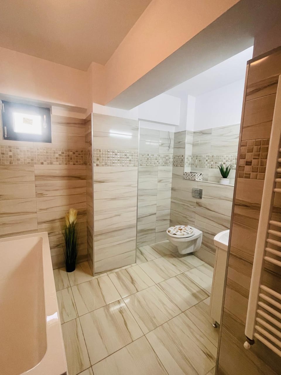 Apartament YRA Rm.Valcea Apartment in Romania
