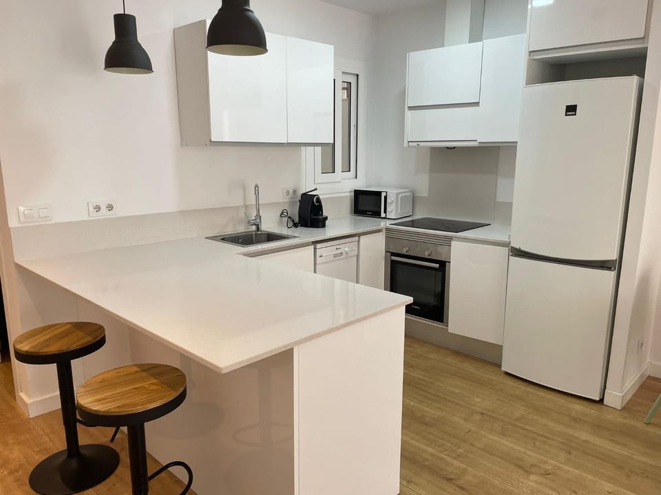 Kitchen or kitchenette, dishwasher, minibar, pet friendly, stove, toaster